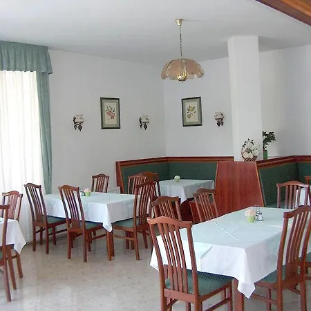 Kentaur Hotel 3*